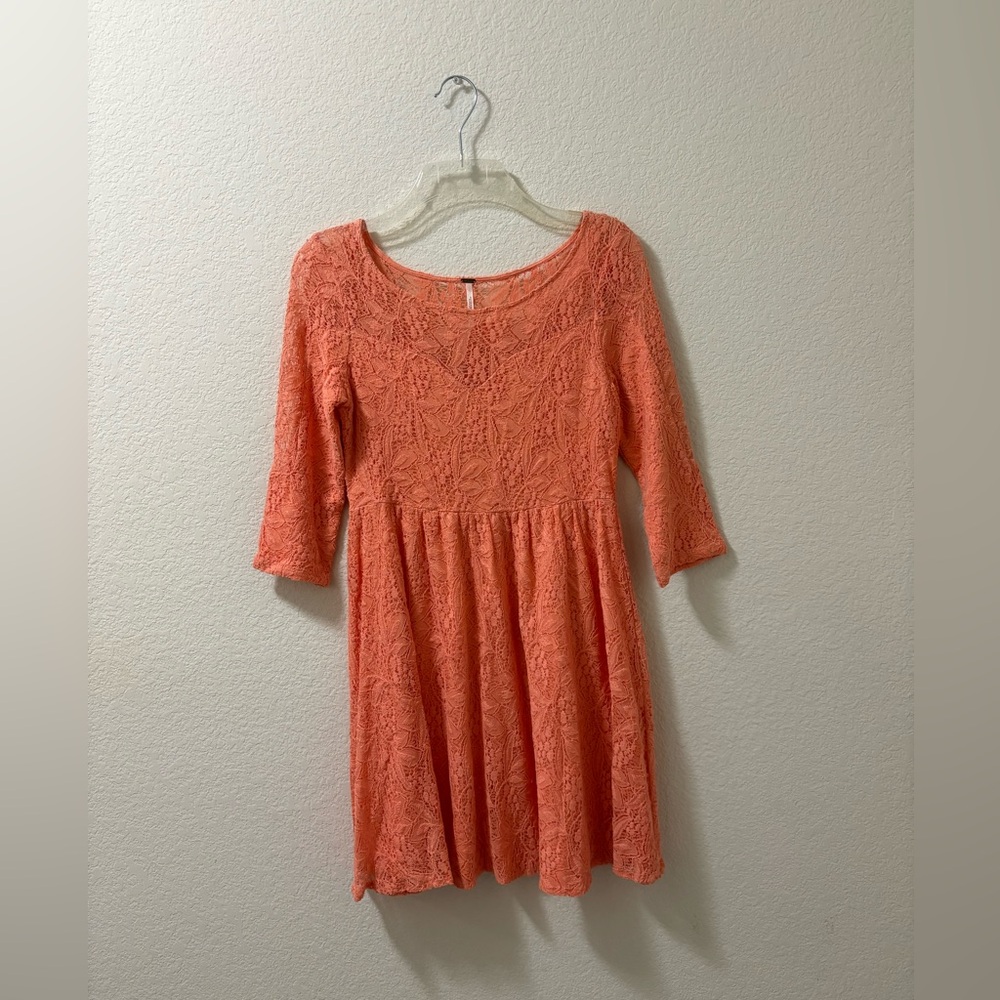 Free People lace Coral Lace Fit-and-Flare Dress Size XS. Preowned.